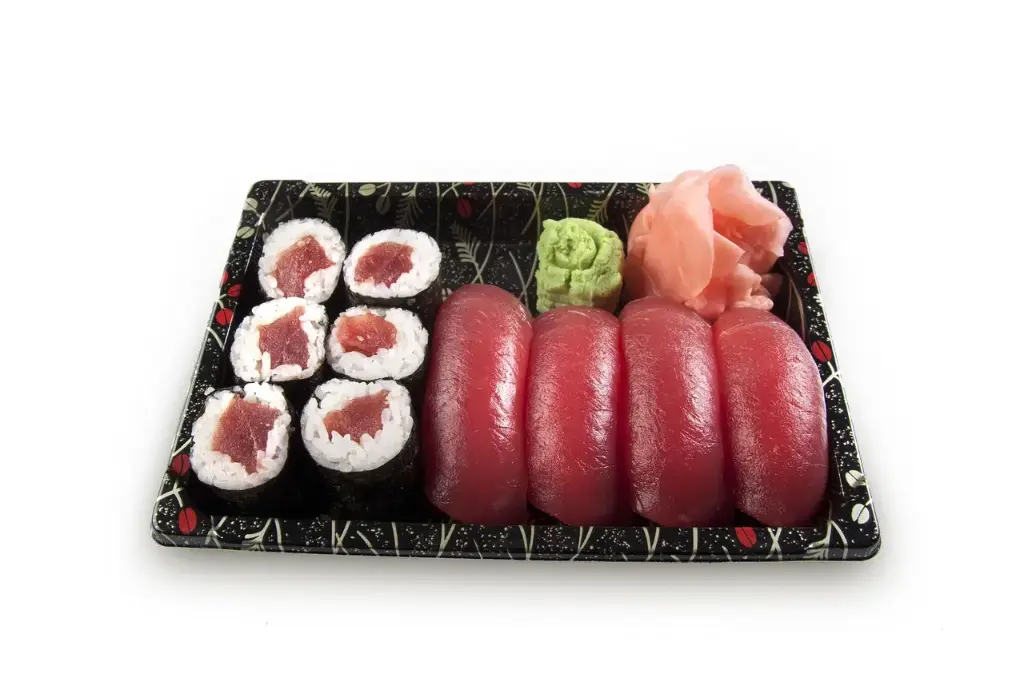 Spicy Tuna Maki (6 pcs)